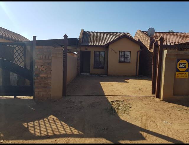 2 BEDROOM HOUSE SOLD IN SOSHANGUVE VV